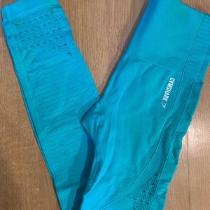 Gym shark energy-seamless leggings.
